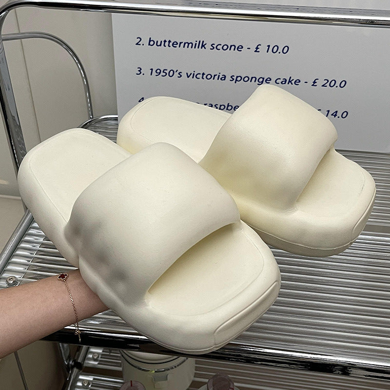 Pantofole minimaliste per la casa