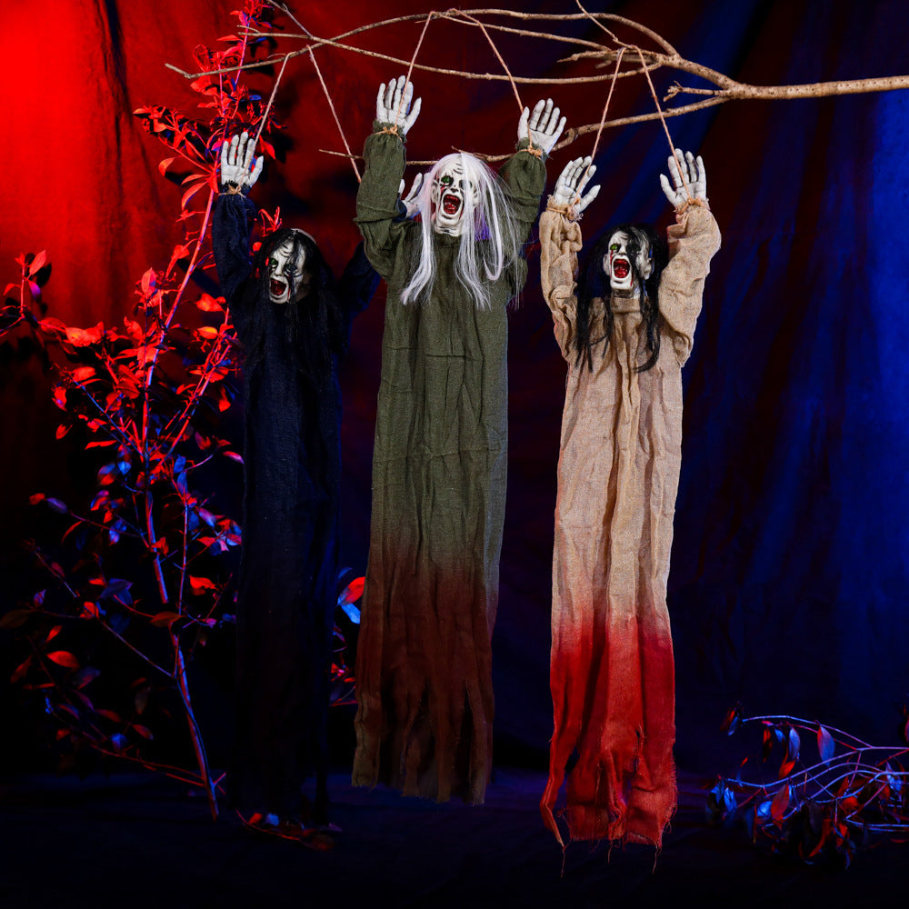 Decorazione di Halloween. Fantasma Appeso. Casa stregata Puntelli per la disposizione della stanza segreta