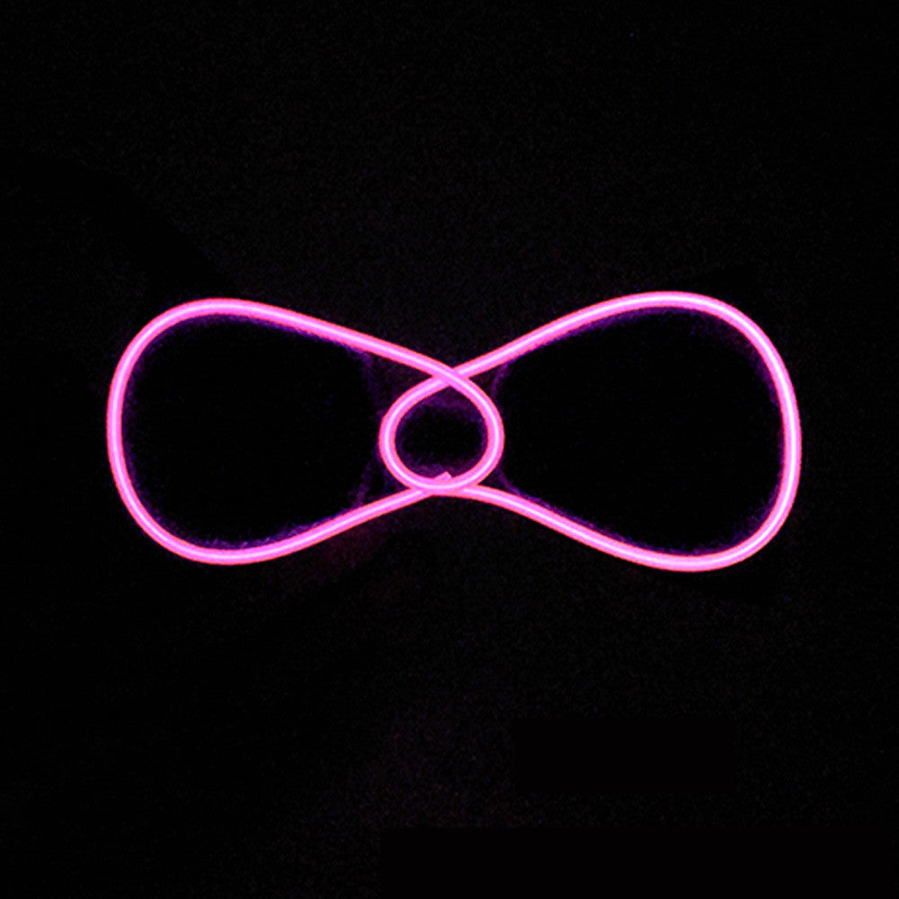 Eleganza e Luce: Papillon LED Neon per Feste e Matrimoni