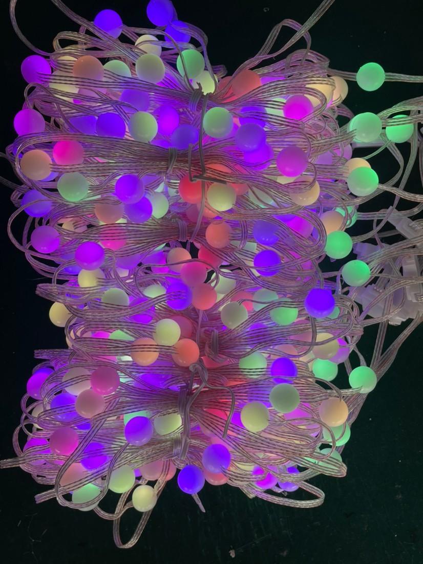 Luci a Stringa LED RGB Intelligenti con Controllo Bluetooth tramite App, Decorazione per Natale, Ghirlanda di Luci Fatate, Display Fotografico Fai-da-Te, Decorazioni per Feste e Matrimoni